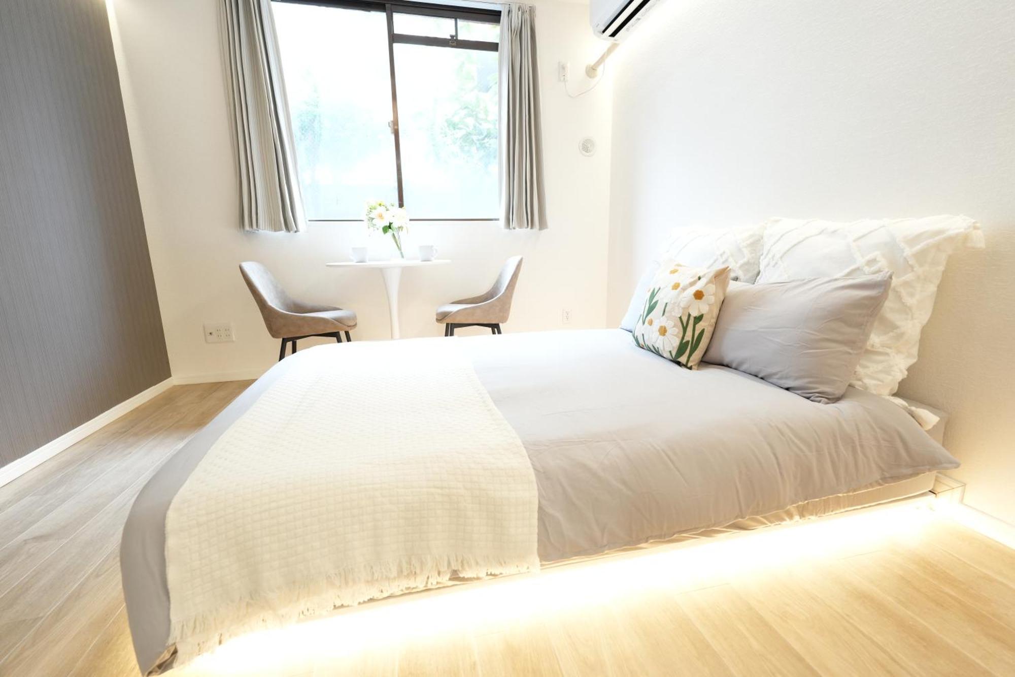 5mins Walk To Higashi-nakano Station, Comfortable With Direct Access To Shinjuku, Zy O Y Inn